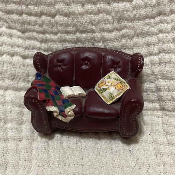 Avon Victorian Miniature Furniture Living Room - Picture 7 of 8